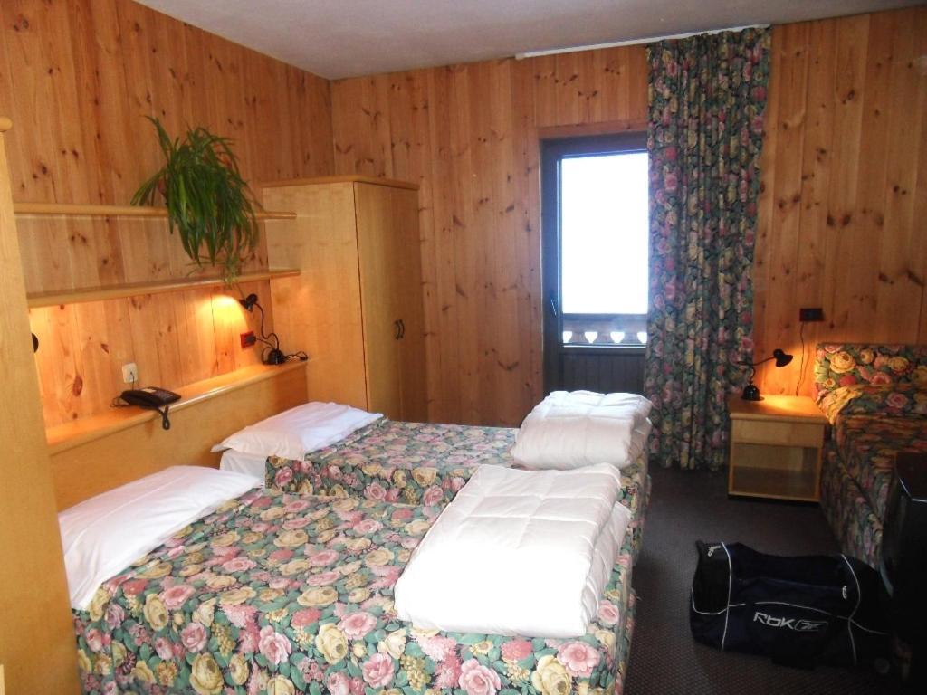 Hotel Santa Caterina Santa Caterina di Valfurva Cameră foto