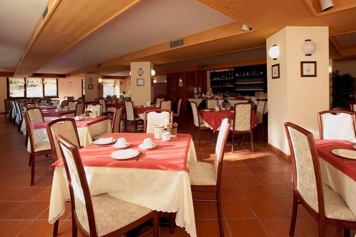 Hotel Santa Caterina Santa Caterina di Valfurva Exterior foto