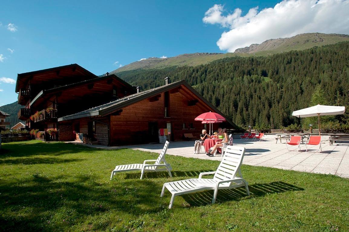 Hotel Santa Caterina Santa Caterina di Valfurva Exterior foto